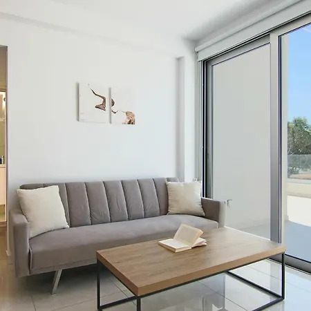 Lejlighed Phaedrus Living Paphos