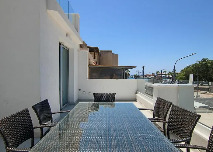 Διαμέρισμα Phaedrus Living Πάφος