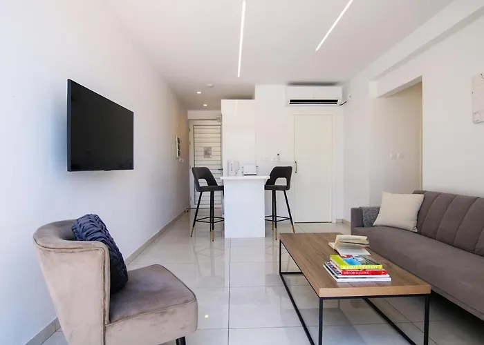 Phaedrus Living Apartmán