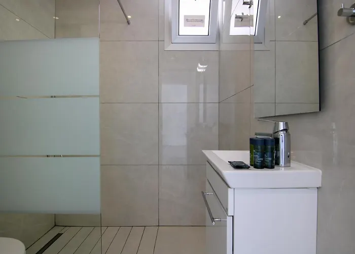 Апартаменты Phaedrus Living *