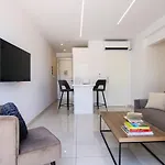 Phaedrus Living Apartman