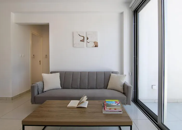 Phaedrus Living
